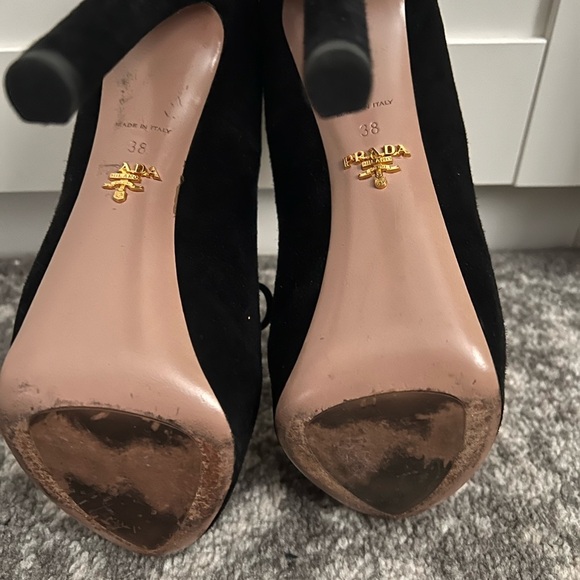 PRADA Authentic gorgeous black platform heels! Size 38 - Picture 7 of 8